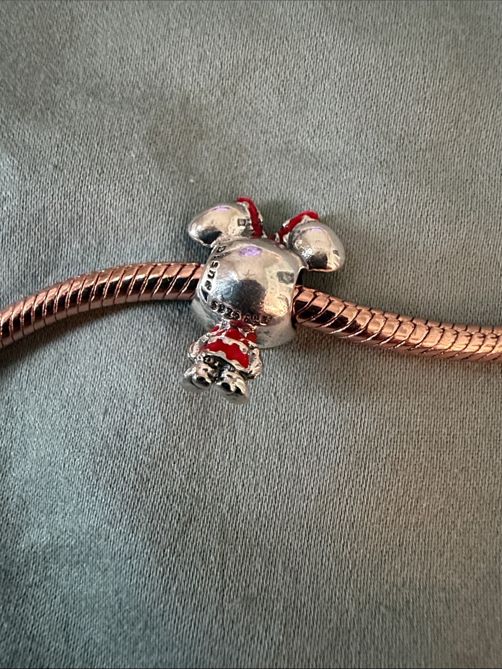 Pandora Silver & Red Minnie Mouse Disney Charm - Picture 5 of 5